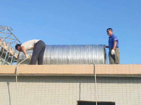 圆形卧式蓄水箱