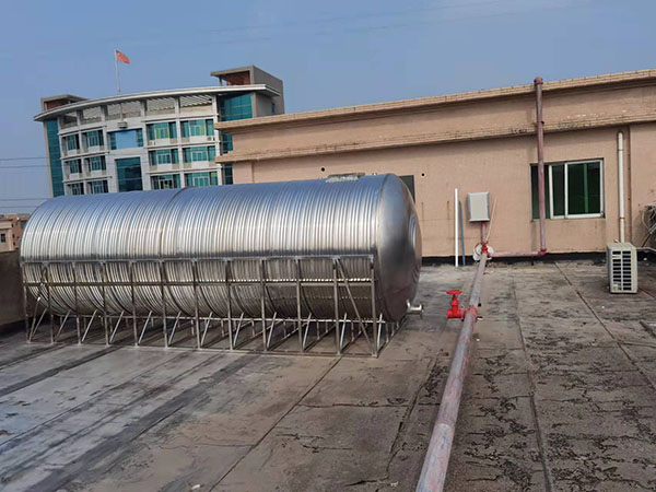 不锈钢储水箱